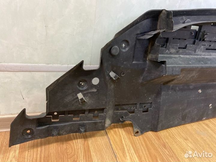 Пыльник бампера передний Renault Kaptur 2016-2020