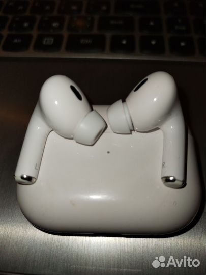 Airpods pro 2 б/у оригинал