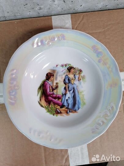 Набор тарелок мадонна