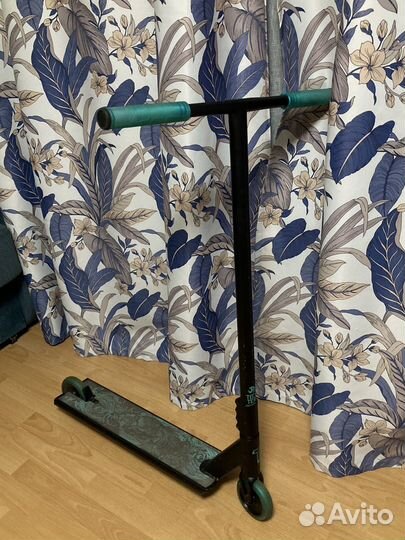 Трюковой самокат Tech team zander