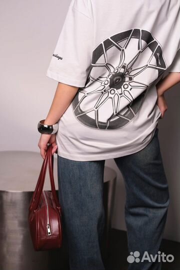 Футболка женская