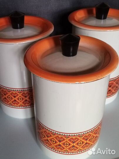 Банки эмалированые д/хранения круп и др. СССР