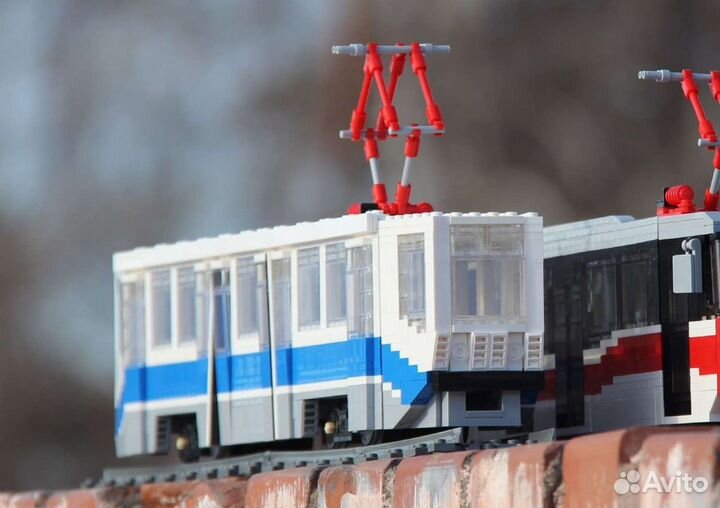 Lego трамваи, троллейбусы, поезда на заказ