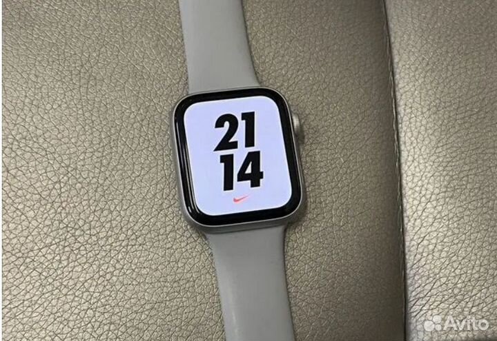 Apple Watch SE 44mm silver Витринные,Магазин