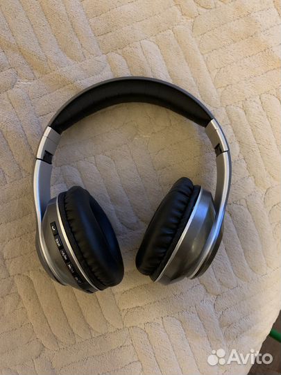 Беспроводные наушники