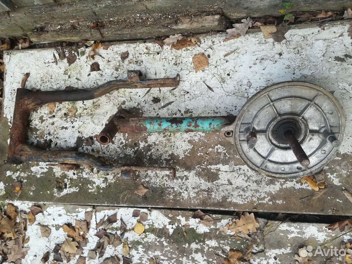 Запчасти на Иж Юпитер 4