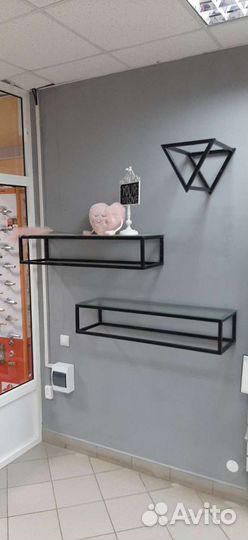 Вешалки и столы