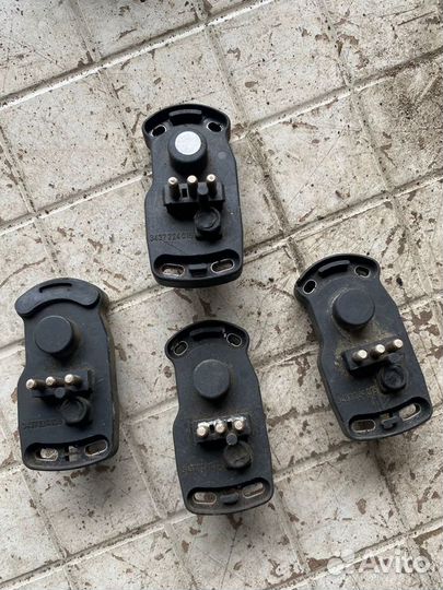 Потенциометр заслонки Mercedes W124 W201 190