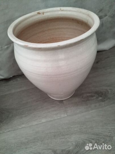 Керамический горшок, белого цвета