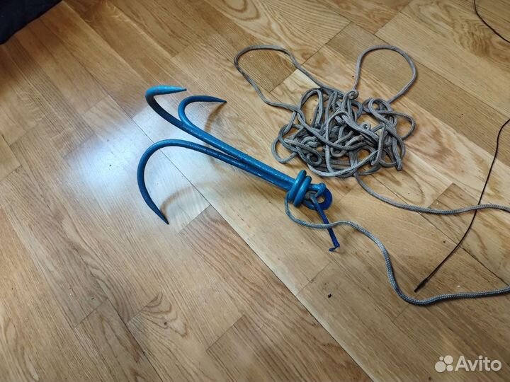 Якорь для лодки