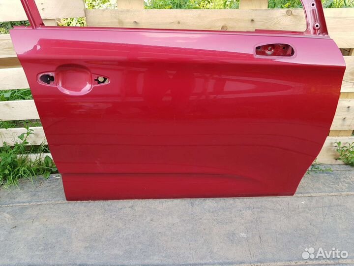 Дверь передняя правая Citroen C4 B7