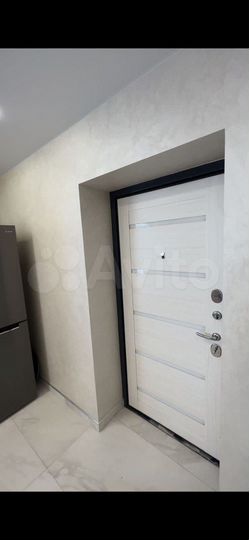 Квартира-студия, 42 м², 1/3 эт.