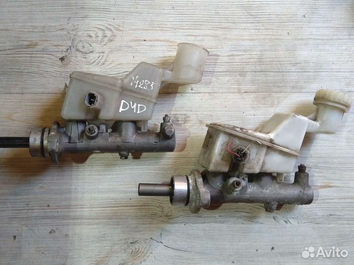 Вакуум Toyota Corolla Е120 / Geely Emgrand Ec7