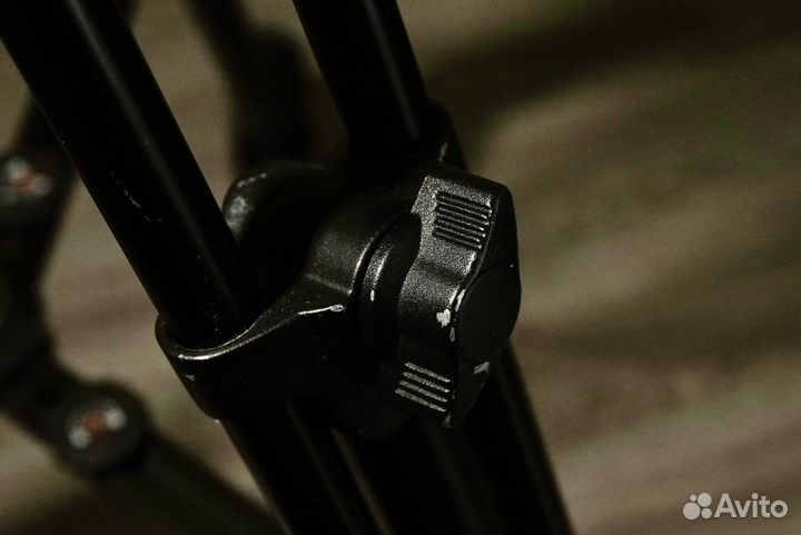 Штатив для фотоаппарата