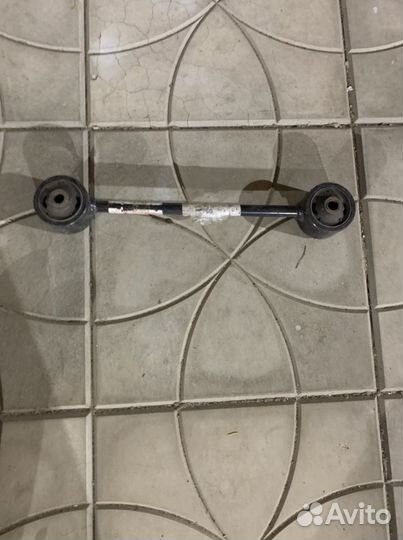 Рычаг подвески (оригинал) Toyota 48710-35050