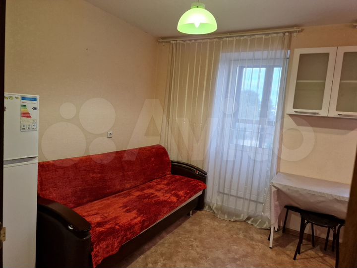 2-к. квартира, 42 м², 3/9 эт.