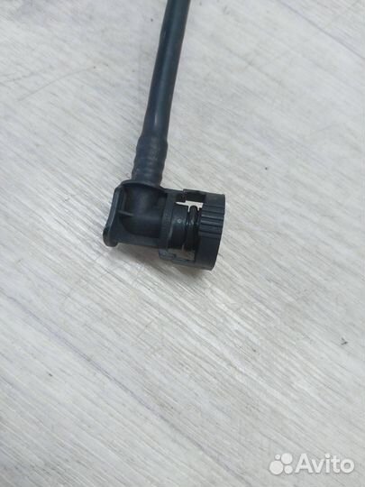 Трубка вакуумная BMW 1 F20/F21 2013 11667588771
