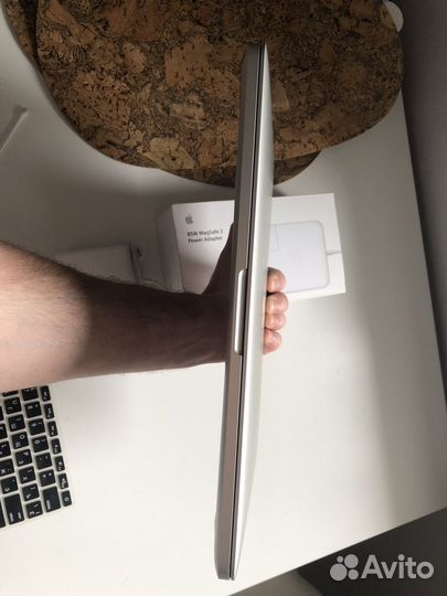 MacBook Pro 13 8/128gb i5