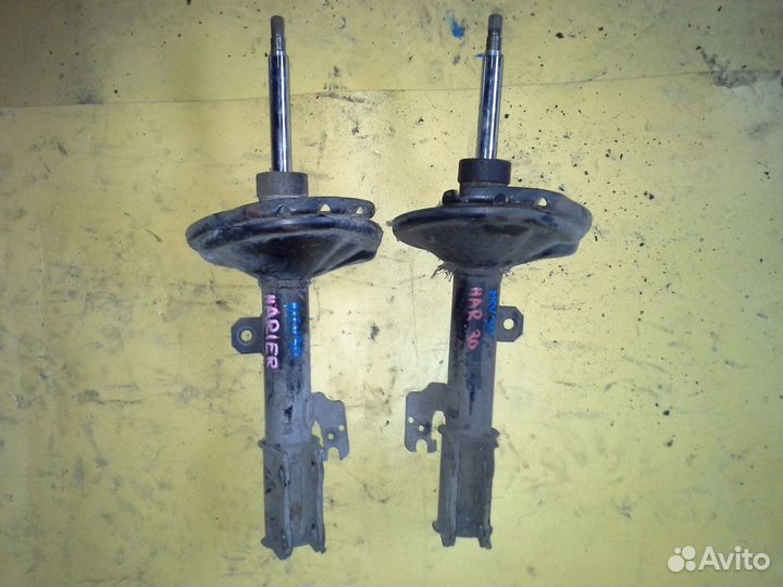 Стойка передняя на toyota harrier MCU35.MHU30