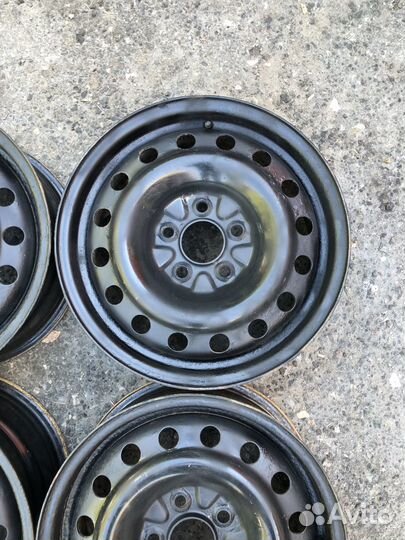 Диск штамп R16 5x114,3 et50 d66.1 6,5j Renault