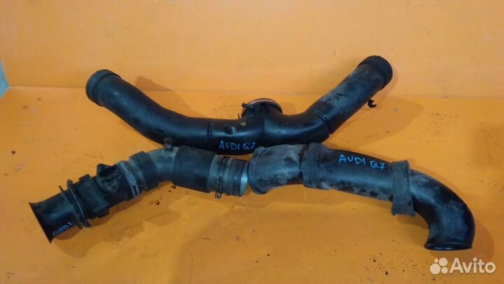 Патрубок шланг на Audi Q7 BAR