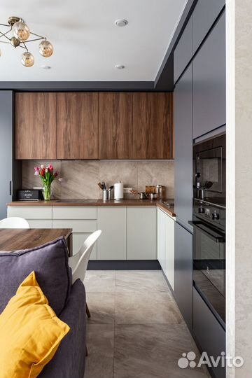 Кухня на заказ с буфетом с комплектом