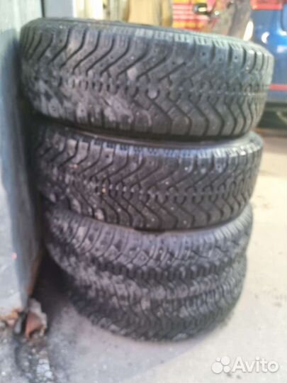 Goodyear EfficientGrip 15/65 R15