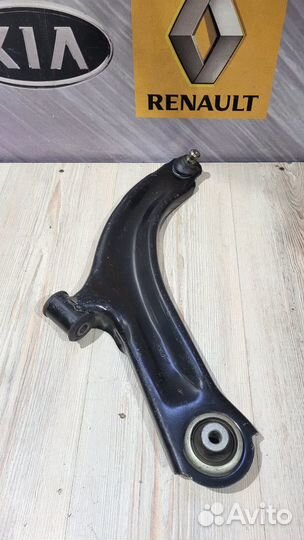 Рычаг подвески renault clio 3 Прав