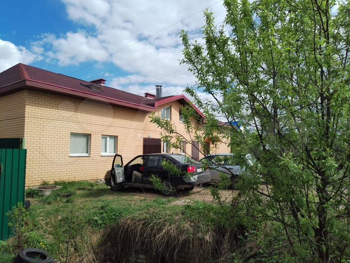 Комната 12 м² в 5-к., 1/2 эт.