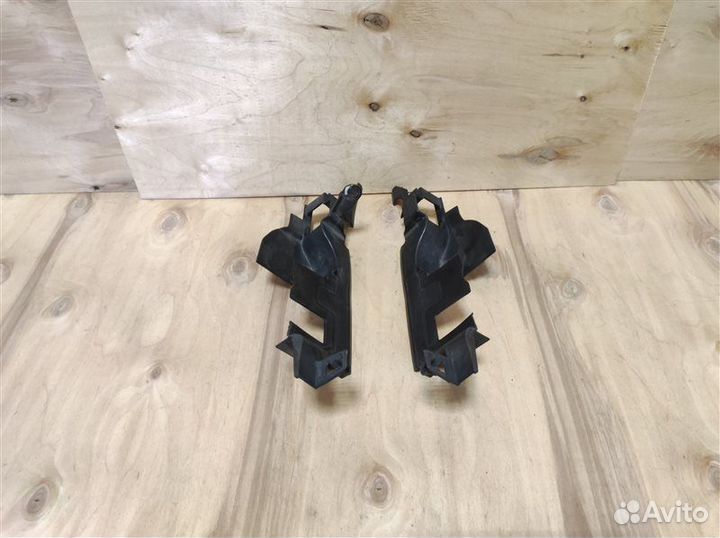 Воздуховоды радиатора Vw Golf 5