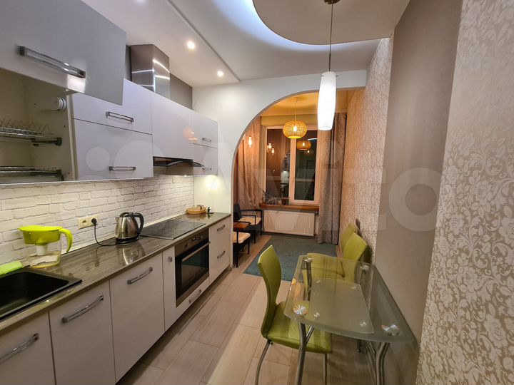 1-к. квартира, 42 м², 9/10 эт.