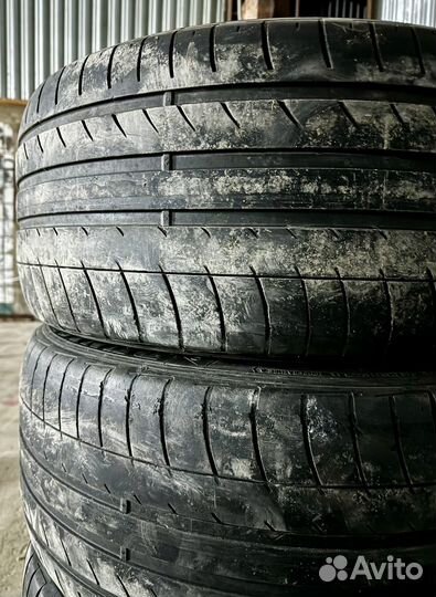 Dunlop SP Sport Maxx 275/40 R20 и 315/35 R20 W