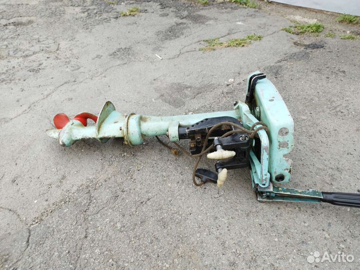 Лодочный мотор 