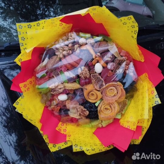 Букеты, подарки съедобные к любому торжеству