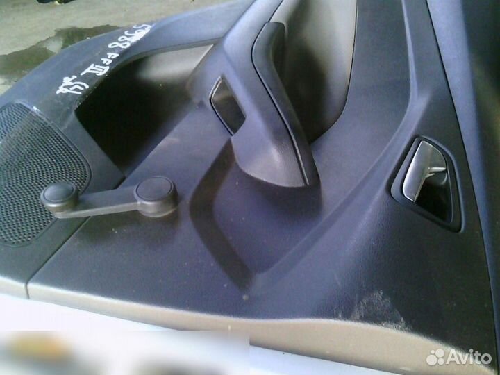 Обшивка двери задней левой Ford Focus III 2011