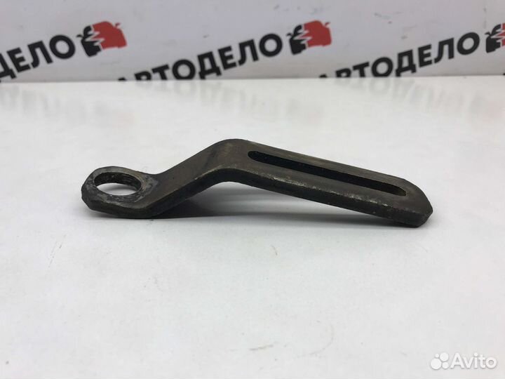 Кронштейн генератора Daewoo Nexia N100 2007 г.в