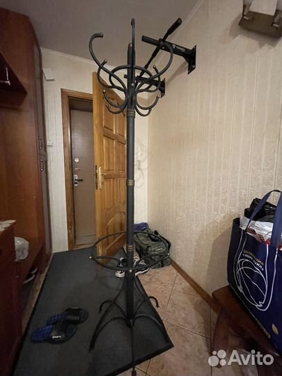 Вешалка стойка кованная