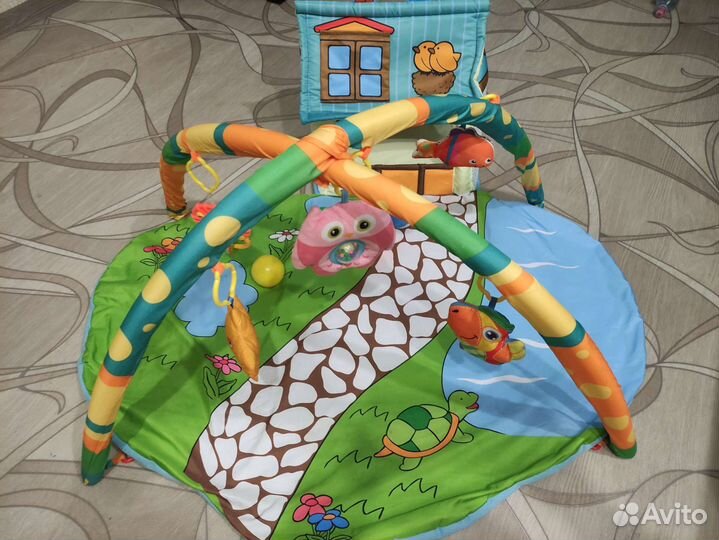 Развивающийся коврик