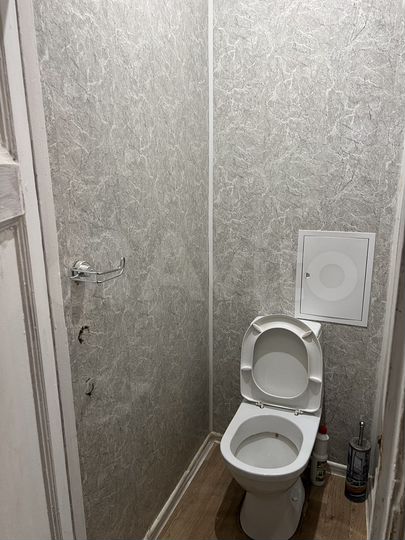 Комната 16 м² в 5-к., 1/7 эт.