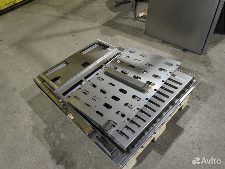 Лазерная резка, гибка, пробивка листового металла