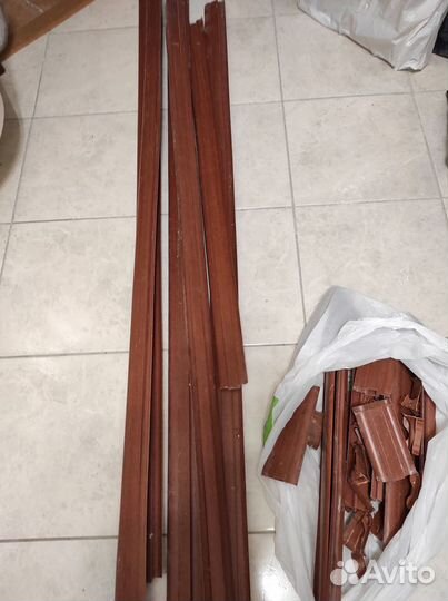 Плинтус в отличном состоянии