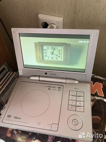 Портативный видеопроигрыватель