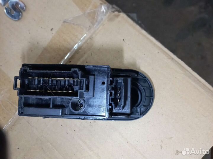 VW Sharan (95-00) эбу 7M1941531E/531Р светом фар