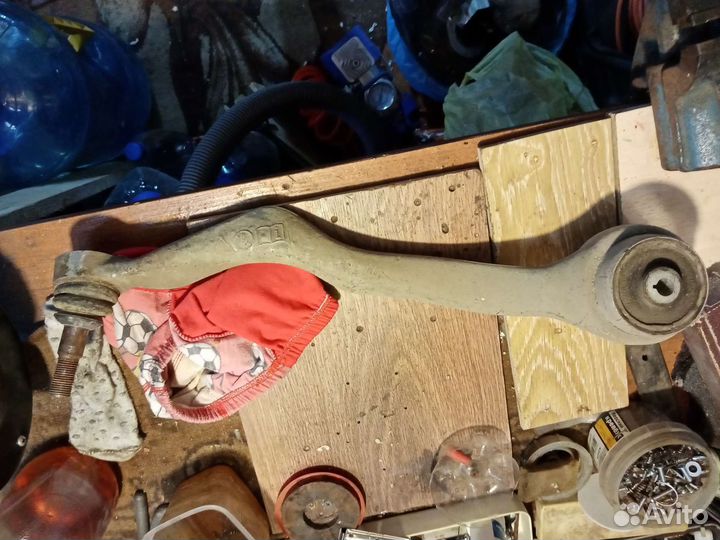 Передний рычак подвеске bmv f30