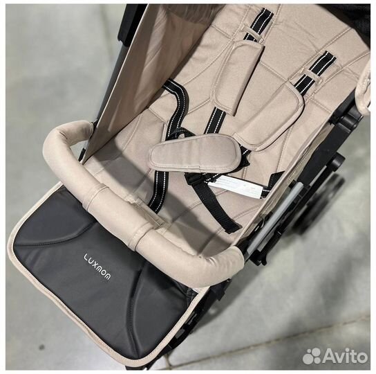 Детская прогулочная коляска LuxMom V3