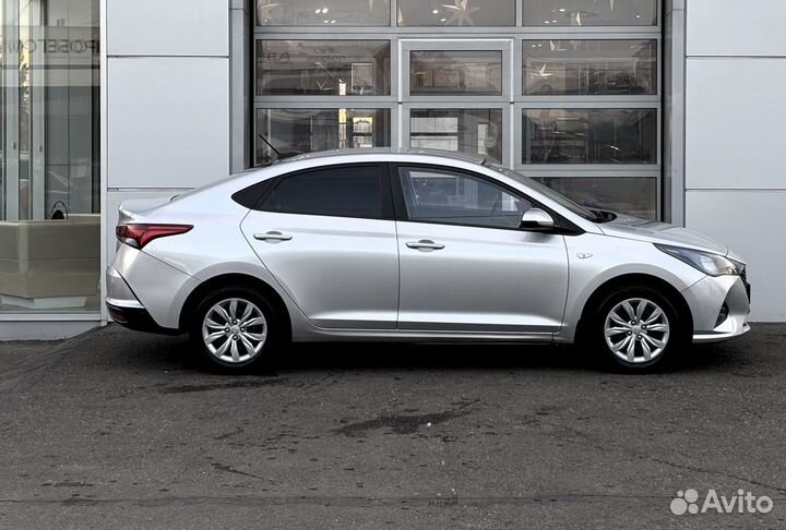 Hyundai Solaris 1.6 AT, 2021, 65 200 км