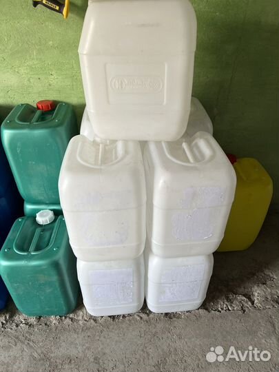 Канистра пластиковая 20л, 10 л