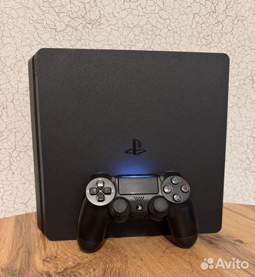 Sony PS4 Slim