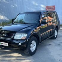 Mitsubishi Pajero 3.2 AT, 2004, 243 000 км, с пробегом, цена 825 000 руб.