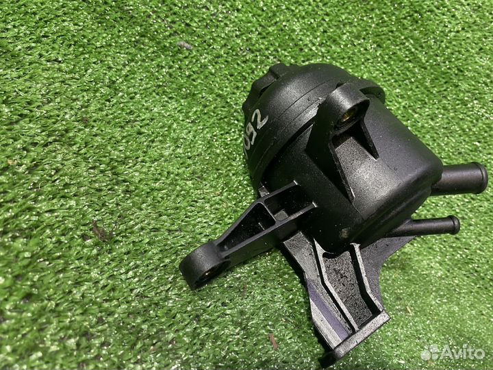 Бачок гидроусилителя Mercedes C-Class W203 OM646